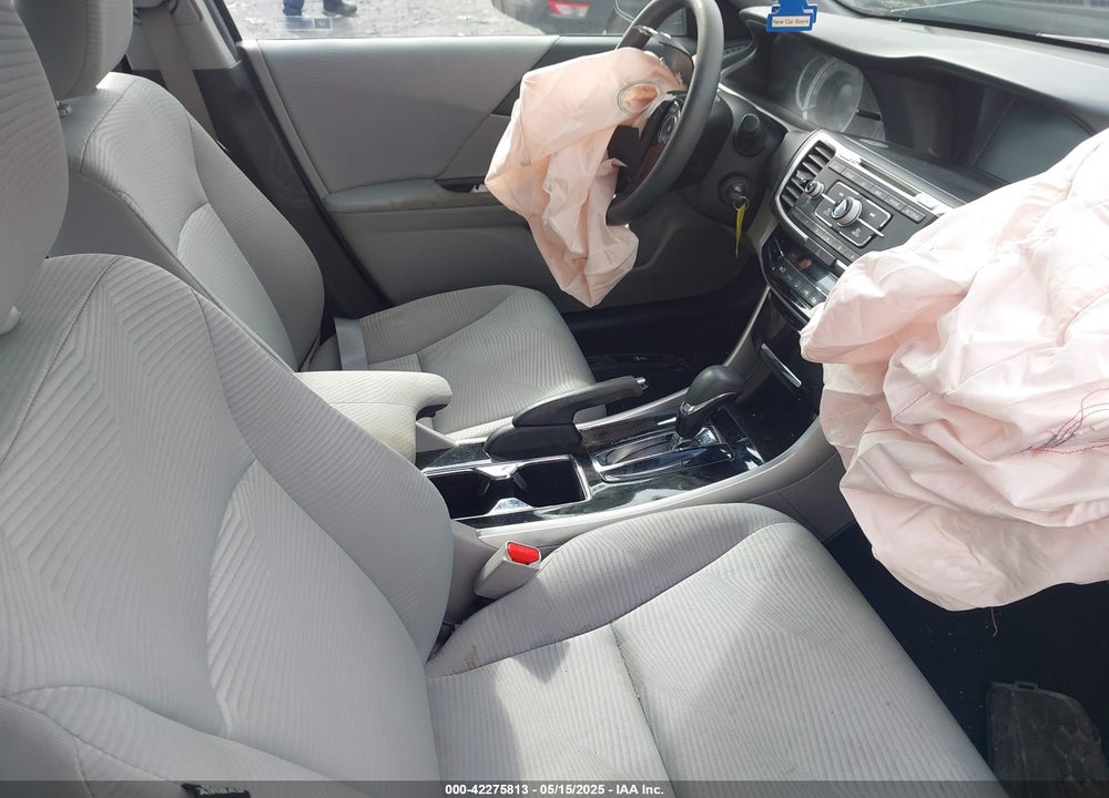 2017 HONDA ACCORD LX VIN: 1HGCR2F32HA307919