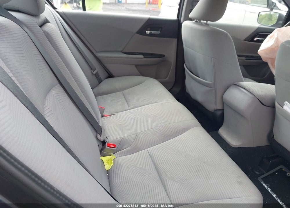 2017 HONDA ACCORD LX VIN: 1HGCR2F32HA307919