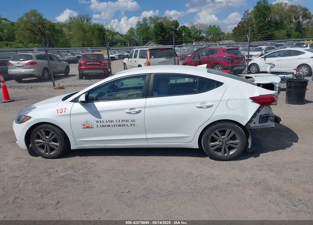 2018 HYUNDAI ELANTRA VIN: 5NPD84LF4JH274534