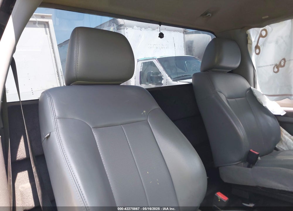 2011 FORD F-550 CHASSIS XL VIN: 1FDUF5GT1BEC52676