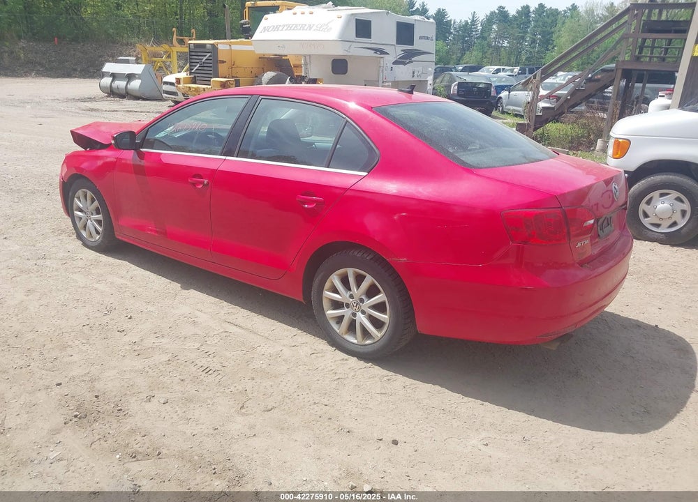 2014 VOLKSWAGEN JETTA 1.8T SE VIN: 3VWB17AJ1EM441689