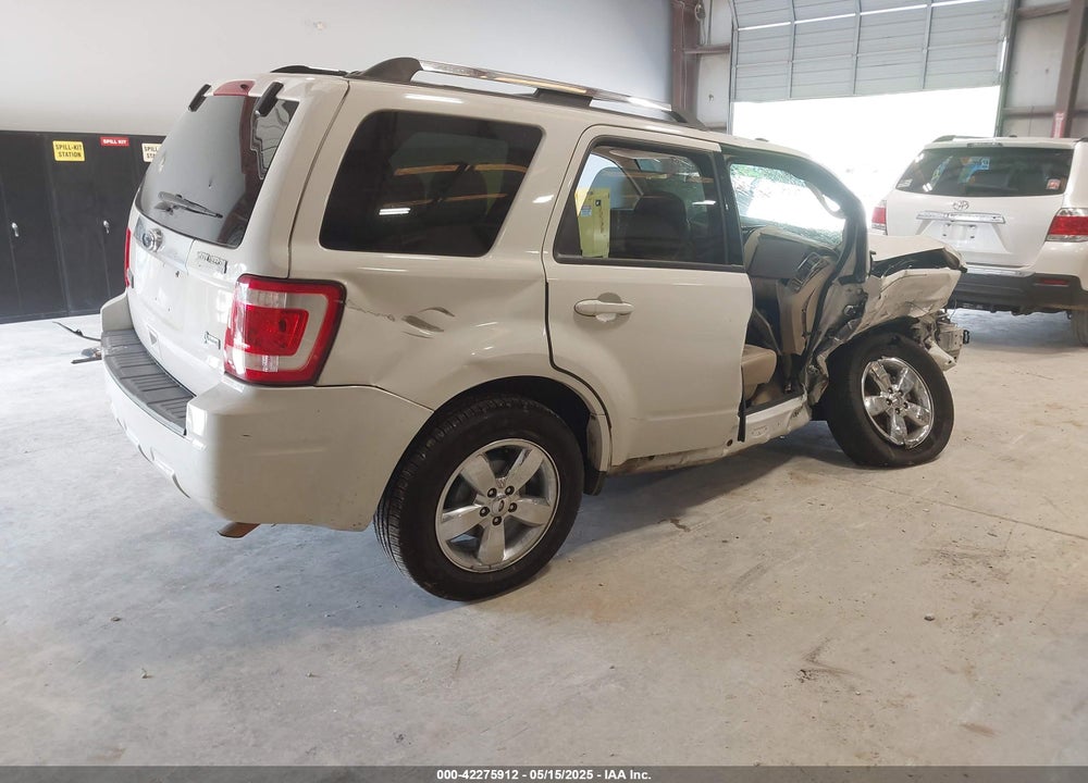 2011 FORD ESCAPE VIN: 1FMCU0EG1BKC08933