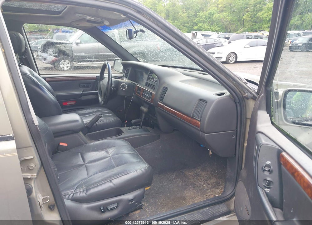 1998 JEEP GRAND CHEROKEE LIMITED VIN: 1J4GZ78Y5WC261391