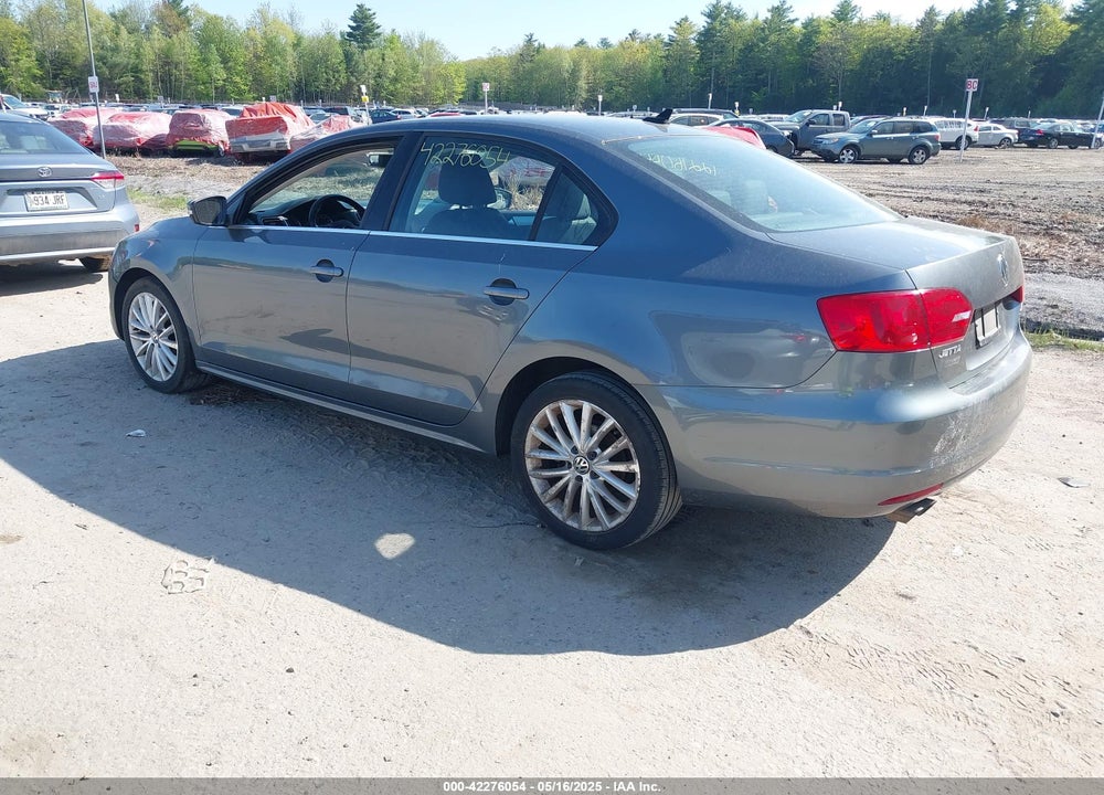 2012 VOLKSWAGEN JETTA VIN: 3VWLX7AJ4CM471141