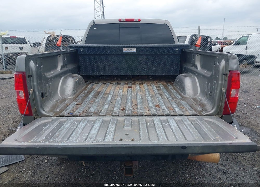 2007 CHEVROLET SILVERADO 2500HD LTZ VIN: 1GCHK23637F519933