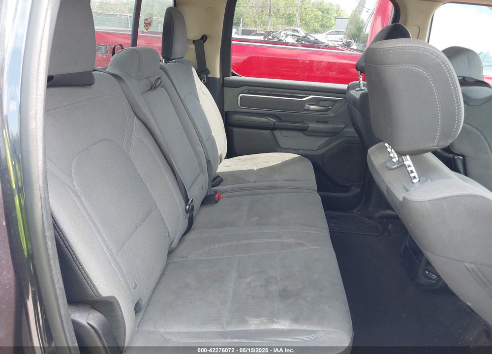 2019 RAM 1500 BIG HORN/LONE STAR 4X4 5'7 BOX VIN: 1C6SRFFT7KN720010