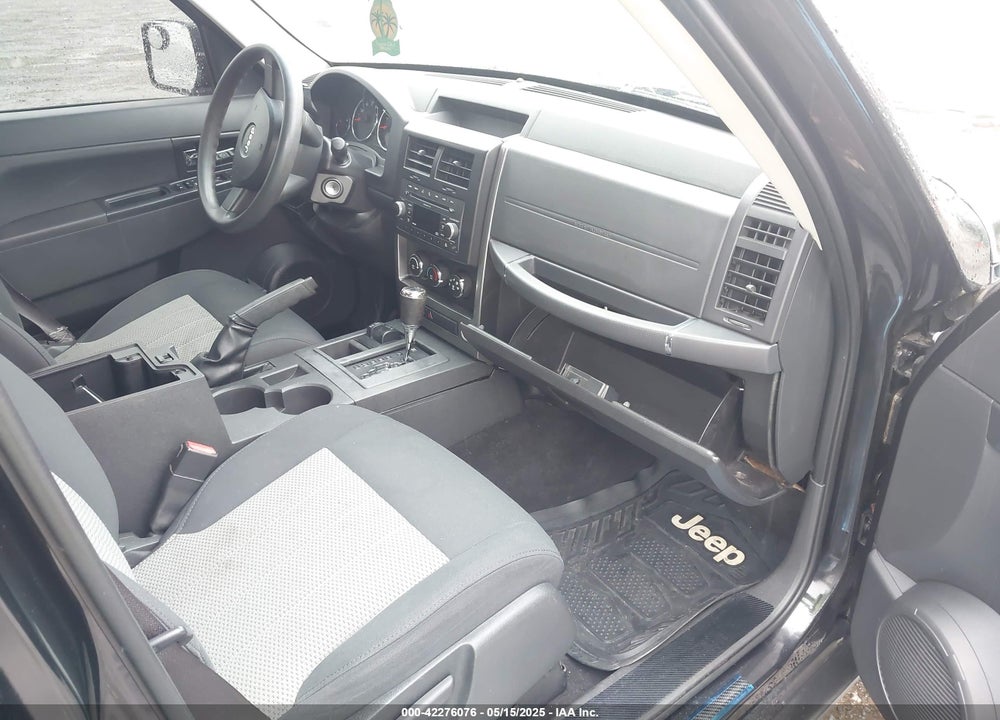 2010 JEEP LIBERTY VIN: 1J4PN2GK5AW148267