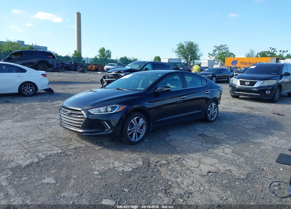 2017 HYUNDAI ELANTRA VIN: KMHD84LF3HU316901