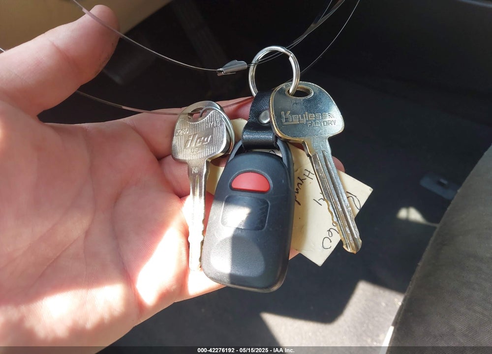 2014 HYUNDAI ELANTRA VIN: 5NPDH4AE5EH541146