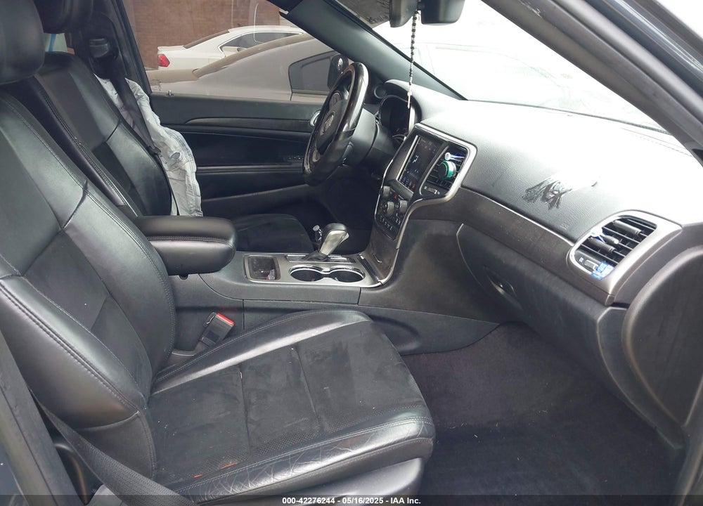 2018 JEEP GRAND CHEROKEE VIN: 1C4RJFAG4JC303222