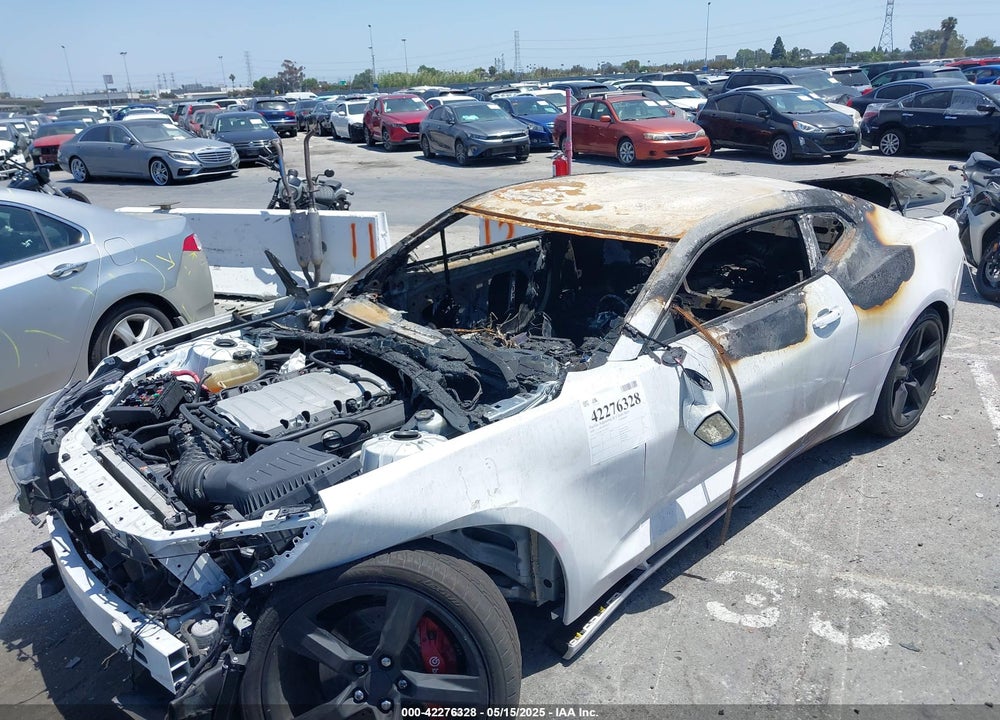 2016 CHEVROLET CAMARO VIN: 1G1FH1R71G0128873