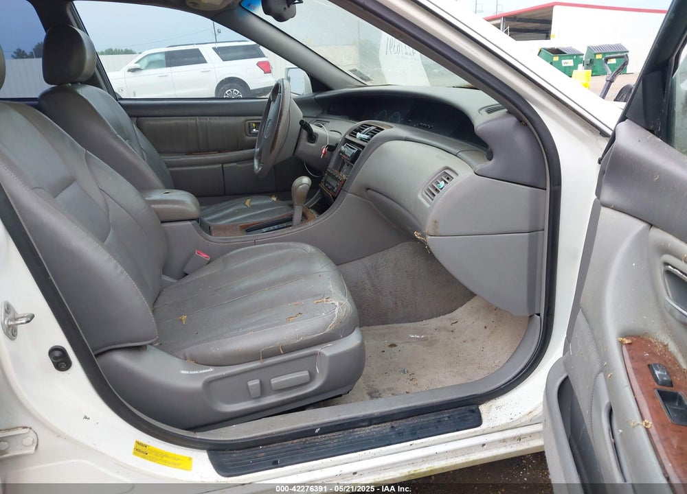 2001 TOYOTA AVALON XLS VIN: 4T1BF28B31U182971