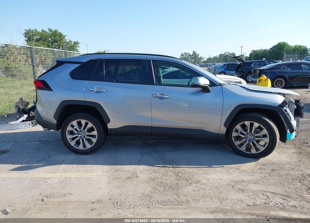 2022 TOYOTA RAV4 VIN: 2T3Y1RFV9NC190179