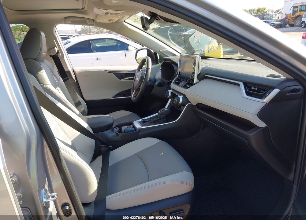 2022 TOYOTA RAV4 VIN: 2T3Y1RFV9NC190179