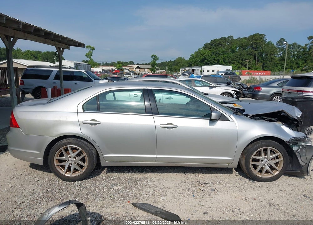 2011 FORD FUSION VIN: 3FAHP0JG7BR330852