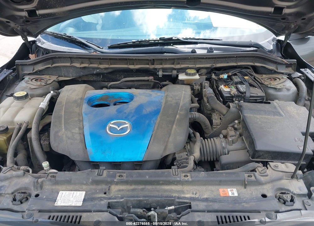 2012 MAZDA MAZDA3 VIN: JM1BL1V85C1637744