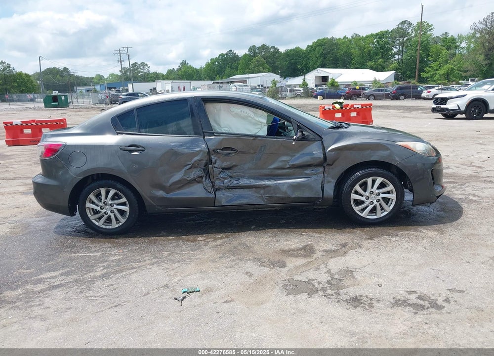 2012 MAZDA MAZDA3 VIN: JM1BL1V85C1637744