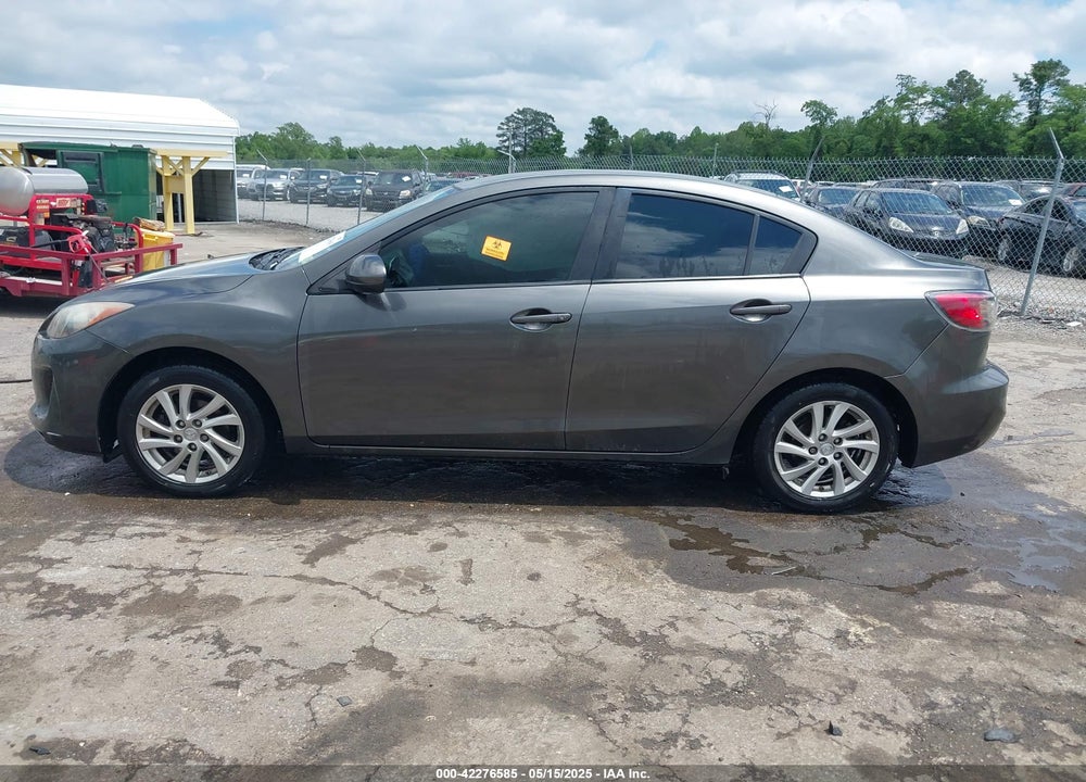 2012 MAZDA MAZDA3 VIN: JM1BL1V85C1637744