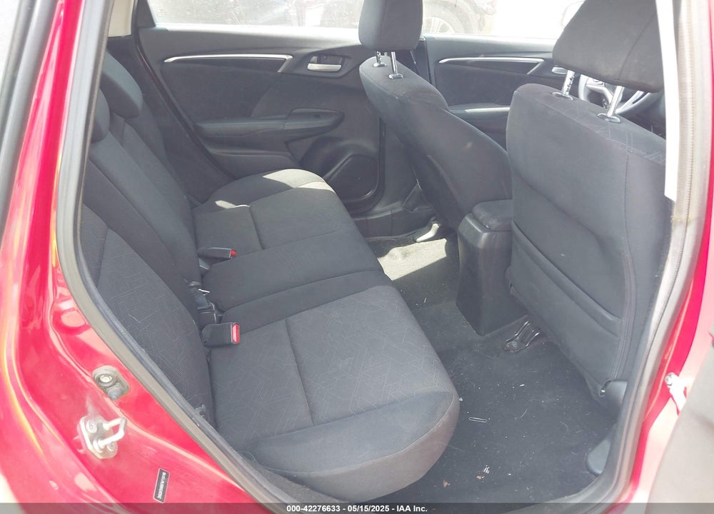2015 HONDA FIT VIN: 3HGGK5H86FM719146