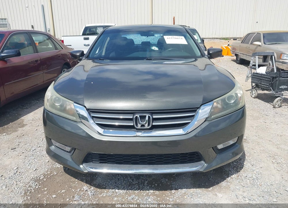 2013 HONDA ACCORD VIN: 1HGCR2F55DA133596