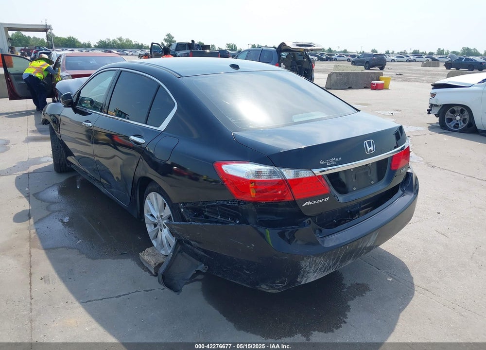 2015 HONDA ACCORD VIN: 1HGCR3F80FA018424