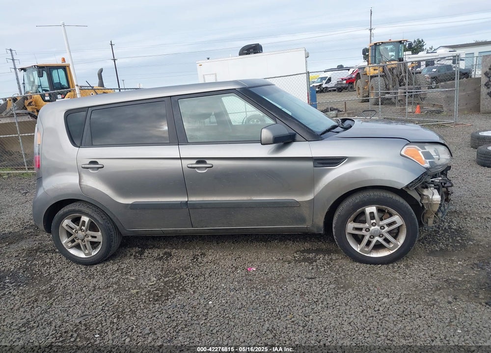 2011 KIA SOUL VIN: KNDJT2A25B7228089