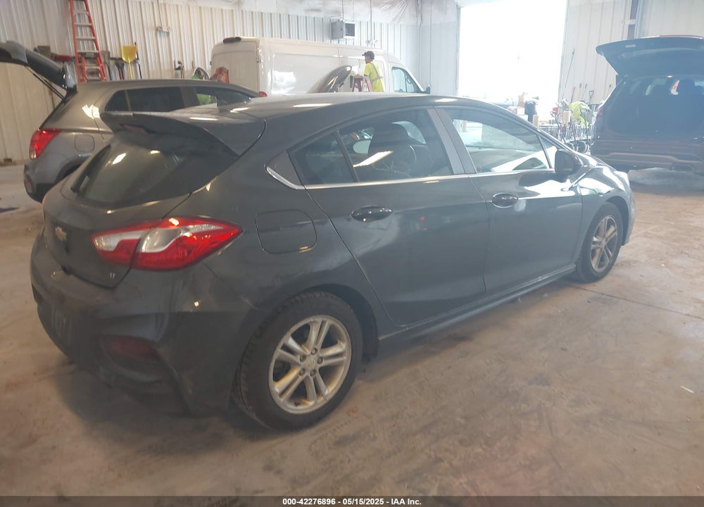 2017 CHEVROLET CRUZE VIN: 3G1BE6SMXHS580061