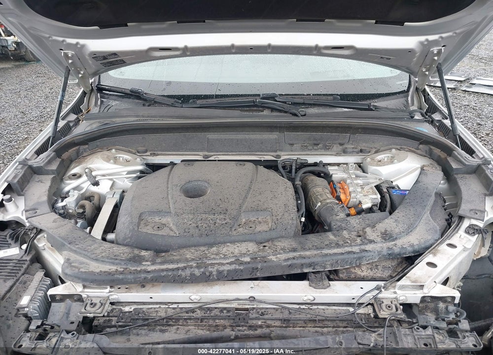 2019 VOLVO XC60 VIN: LYVBR0DMXKB238794