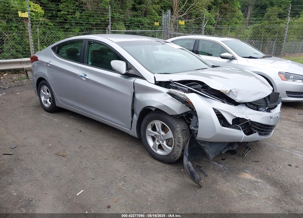 2014 HYUNDAI ELANTRA SE VIN: 5NPDH4AE7EH462402