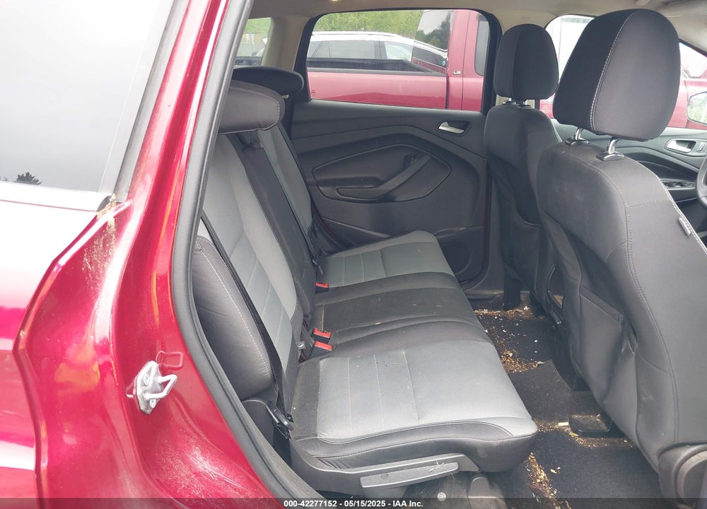 2016 FORD ESCAPE VIN: 1FMCU0GX5GUA82424
