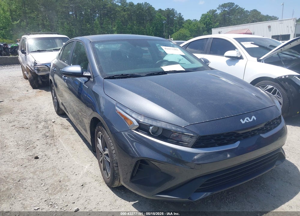 2023 KIA FORTE VIN: 3KPF24ADXPE695697