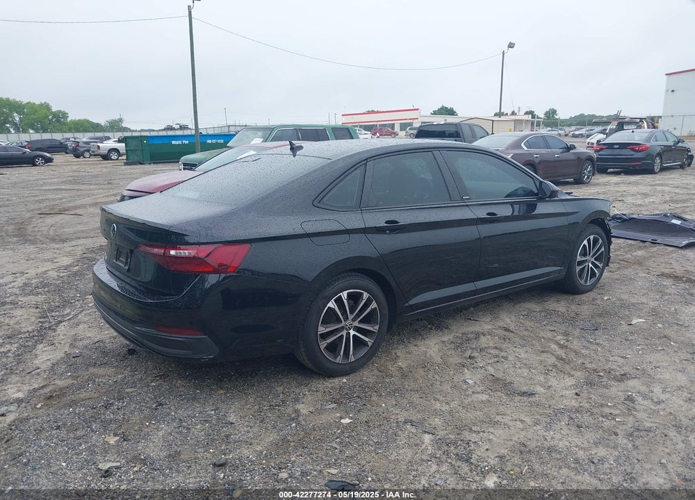 2024 VOLKSWAGEN JETTA VIN: 3VWBM7BU7RM085707