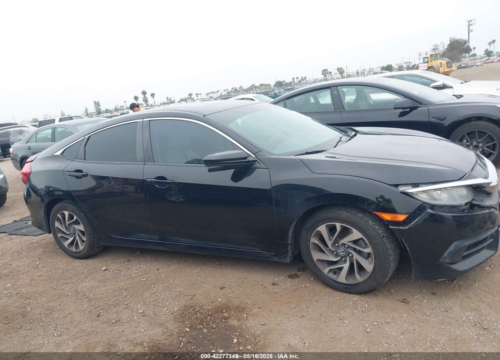 2017 HONDA CIVIC VIN: 2HGFC2F74HH522513