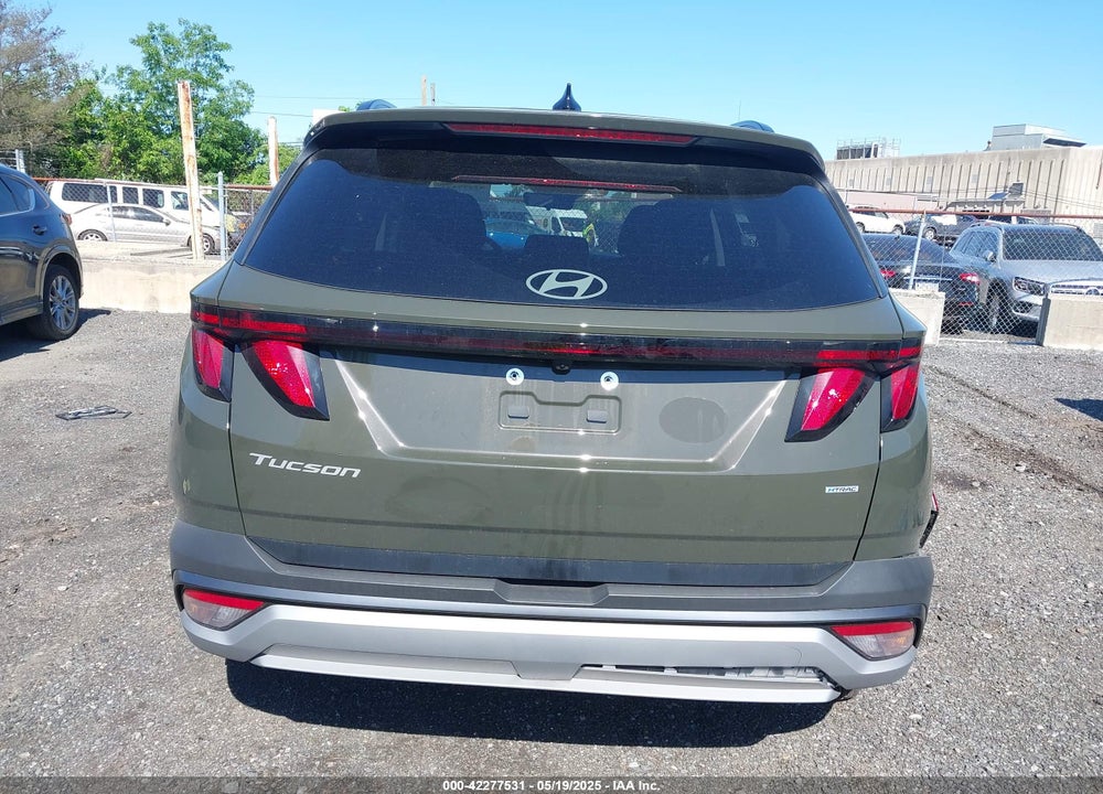 2025 HYUNDAI TUCSON VIN: 5NMJBCDE8SH508130