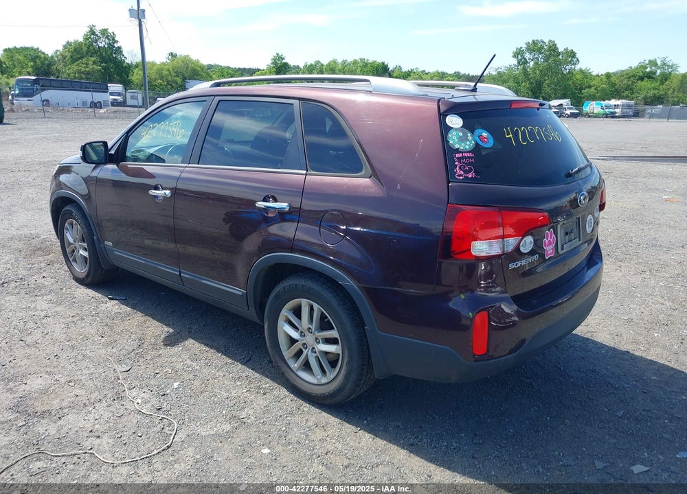 2015 KIA SORENTO VIN: 5XYKTCA60FG638823