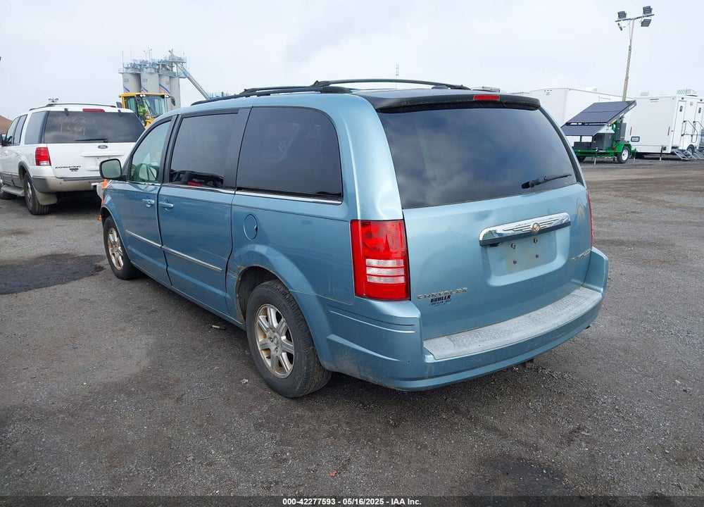 2009 CHRYSLER TOWN & COUNTRY VIN: 2A8HR54189R607171
