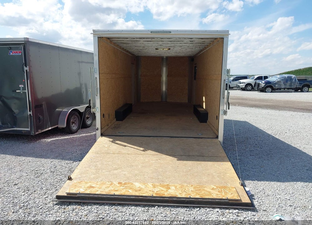 2021 R&M CARGO TRAI VIN: 55ZR1EC27M1005560