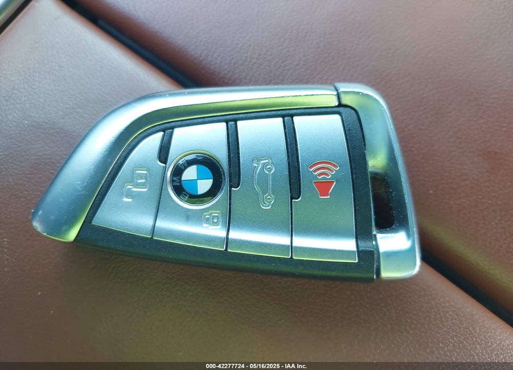 2022 BMW X7 M50I VIN: 5UXCX6C09N9J33266