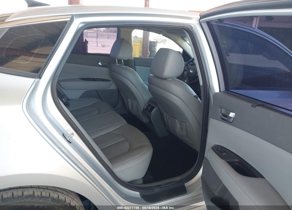 2016 KIA OPTIMA EX VIN: 5XXGU4L35GG064043