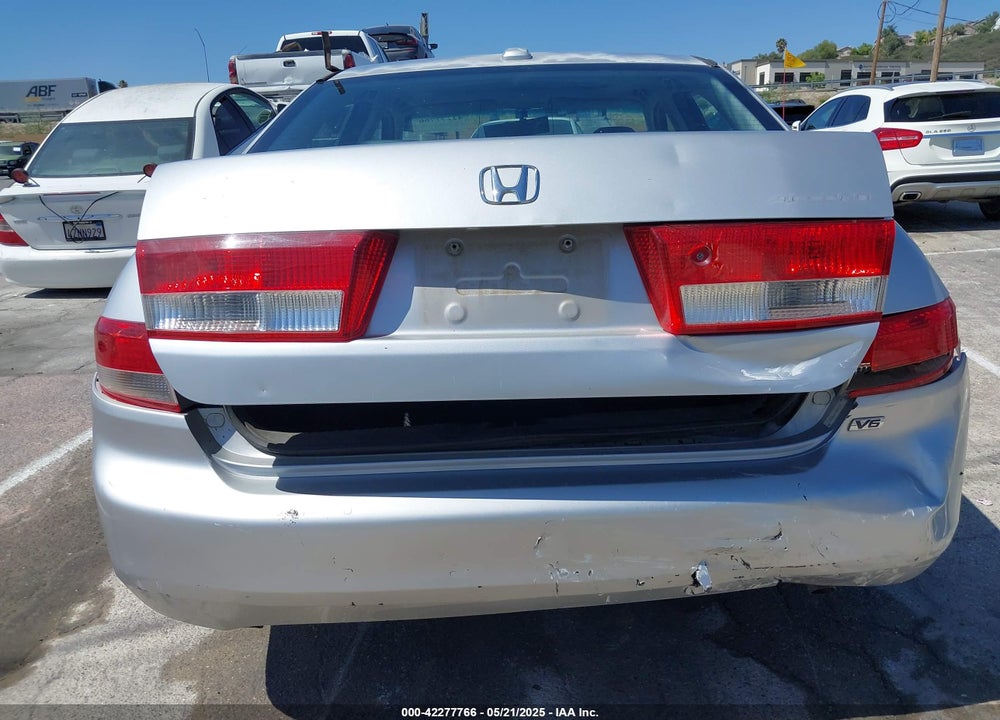2004 HONDA ACCORD 3.0 EX VIN: 1HGCM66524A081219