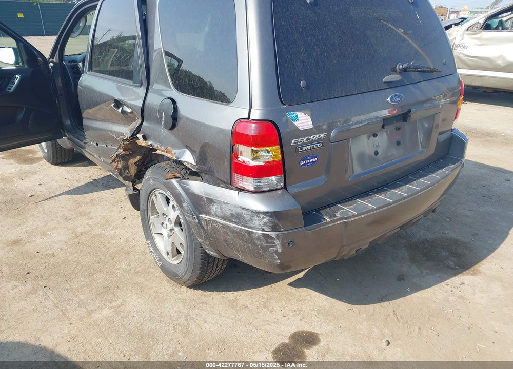 2005 FORD ESCAPE LIMITED VIN: 1FMYU94155KA92695