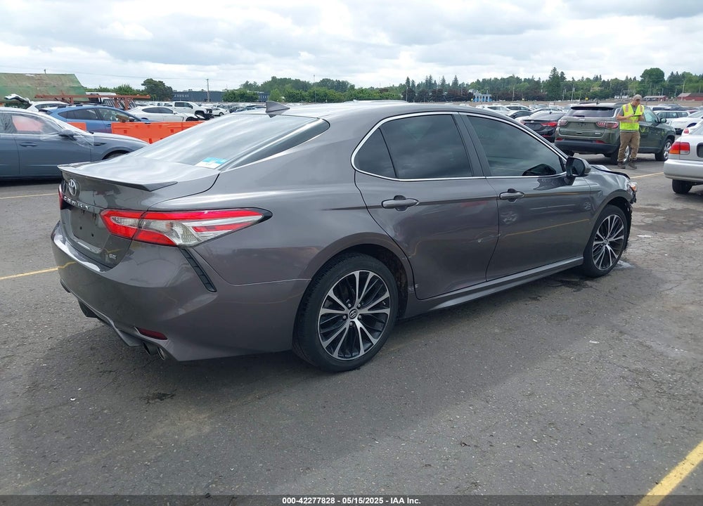 2019 TOYOTA CAMRY SE VIN: 4T1B11HK8KU793900
