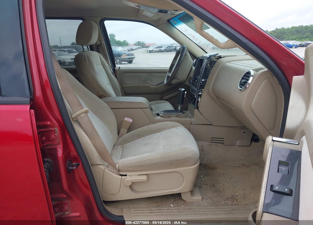 2007 FORD EXPLORER XLT VIN: 1FMEU73E07UB55611