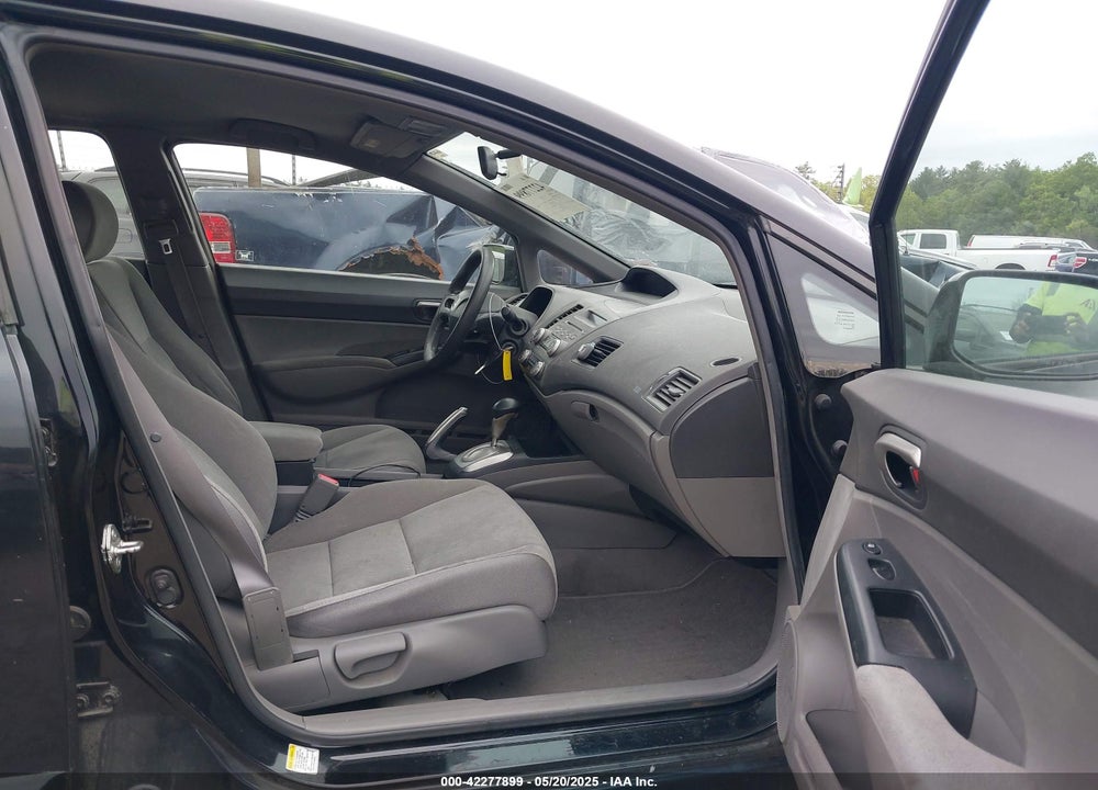 2008 HONDA CIVIC LX VIN: 2HGFA16518H311882