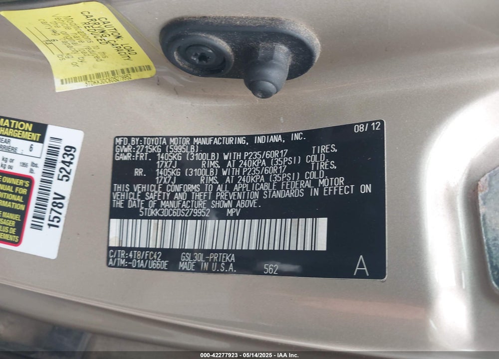 2013 TOYOTA SIENNA LE V6 8 PASSENGER VIN: 5TDKK3DC6DS279952