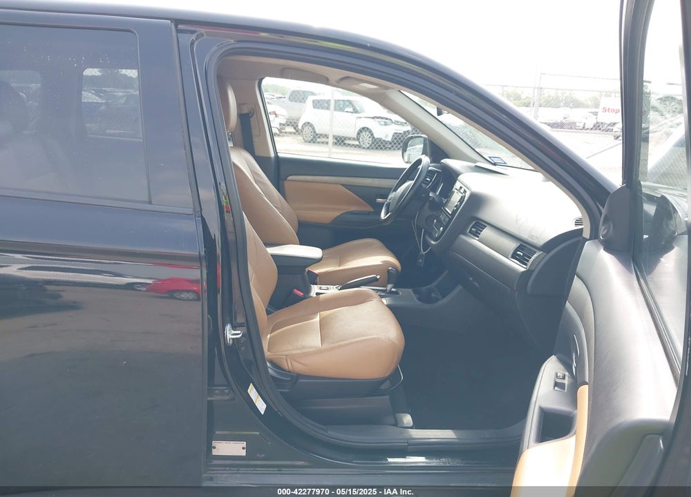 2014 MITSUBISHI OUTLANDER SE VIN: JA4AD3A34EZ011406