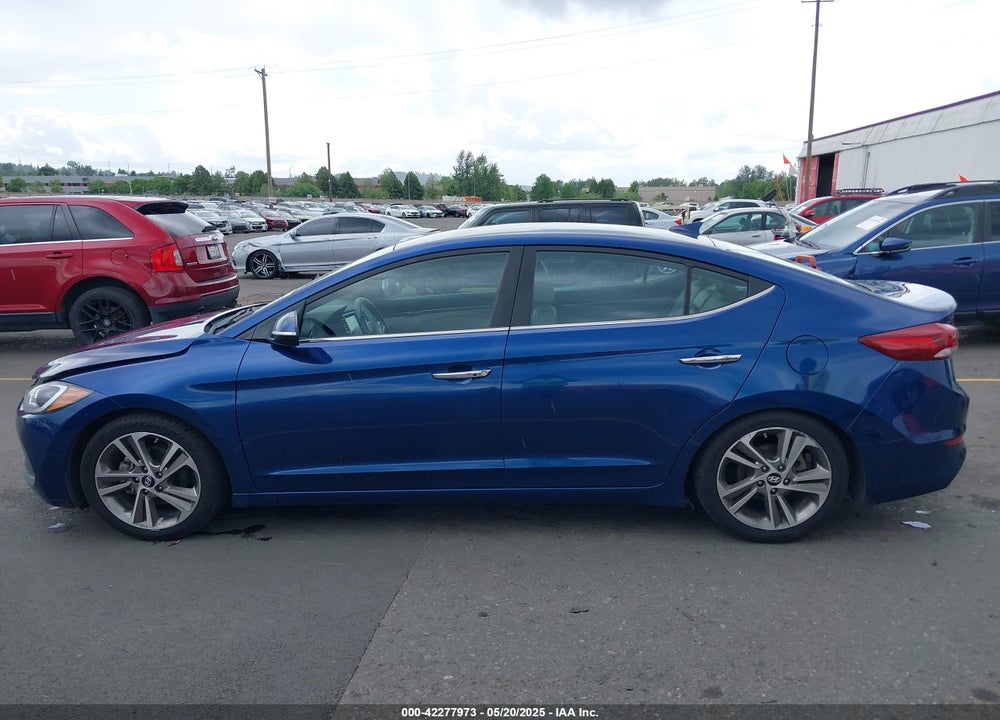 2017 HYUNDAI ELANTRA VIN: 5NPD84LF6HH041555