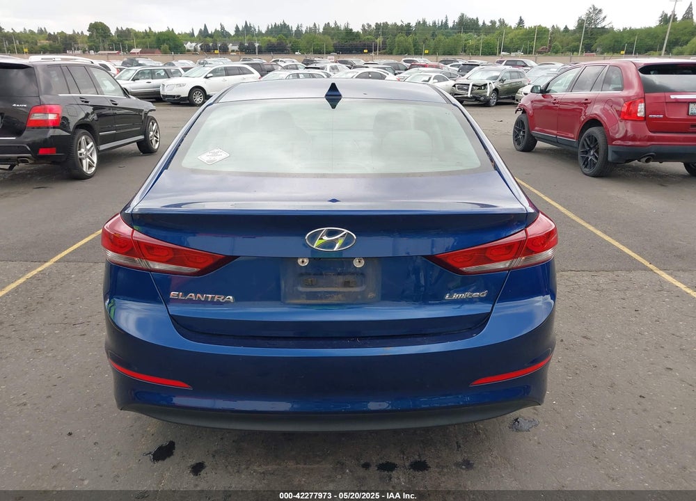 2017 HYUNDAI ELANTRA VIN: 5NPD84LF6HH041555