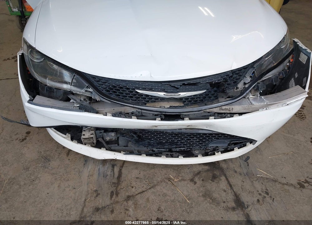 2016 CHRYSLER 200 S VIN: 1C3CCCBBXGN134665