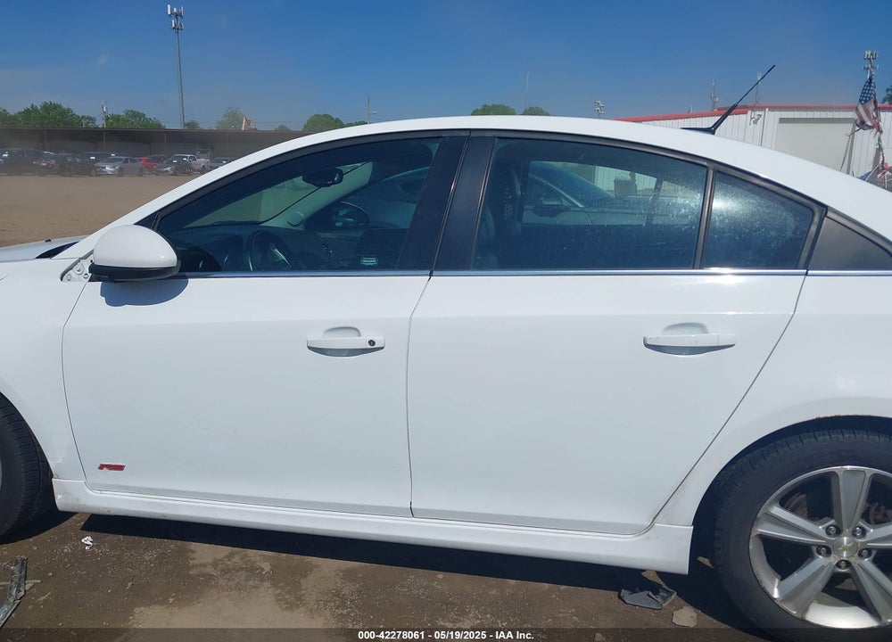2014 CHEVROLET CRUZE VIN: 1G1PE5SB6E7122624